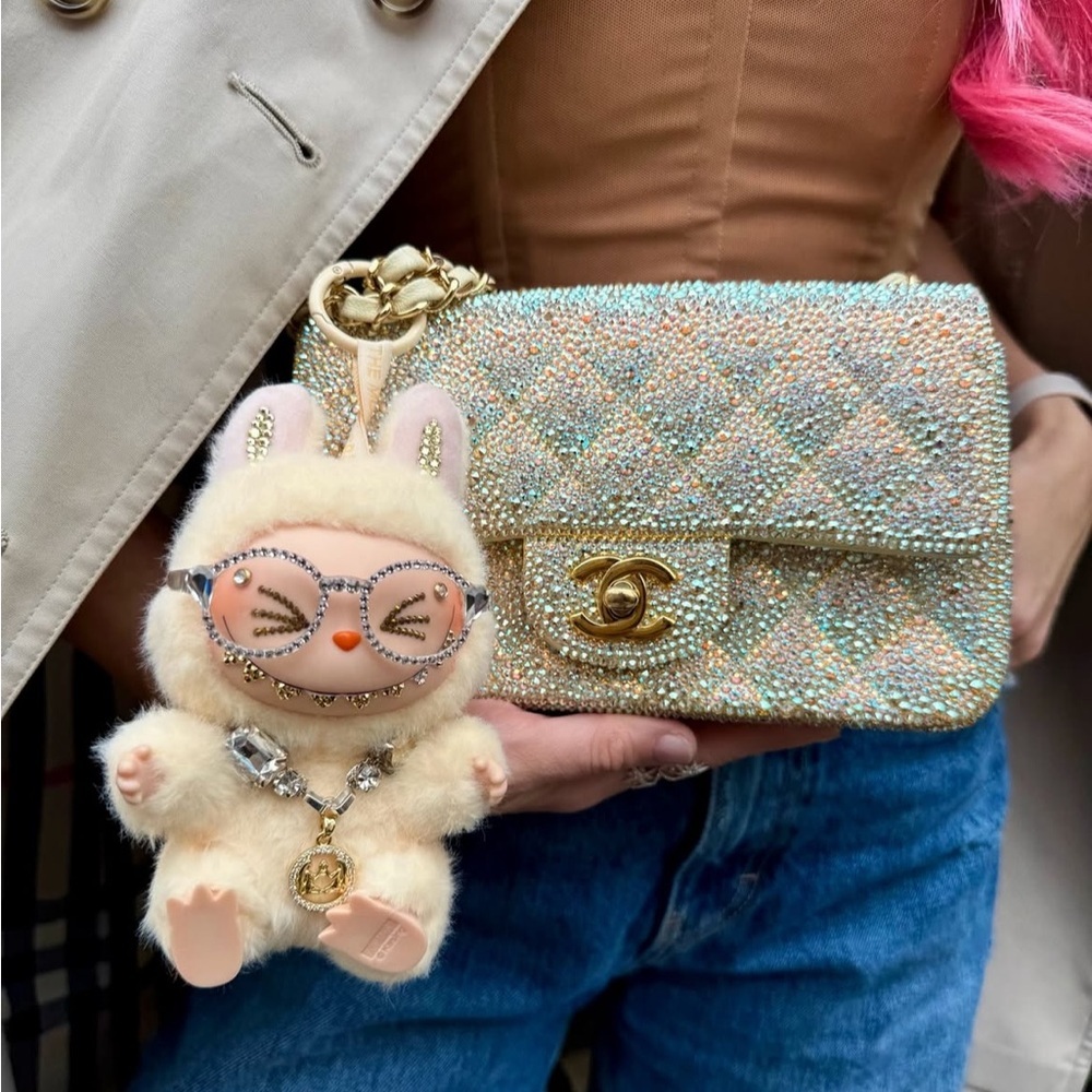 NWT NIB Labubu THE MONSTERS - Have a Seat Vinyl Plush Blind Box - Sisi - Picture 5 of 15